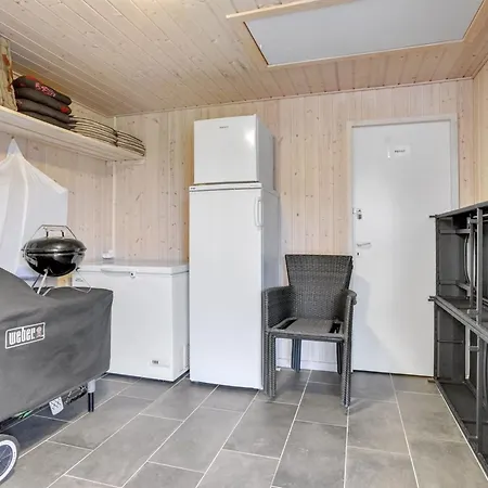 Dom wakacyjny Stefanka - 600m From The Sea By Interhome