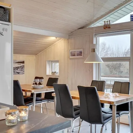 펜션 Stefanka - 600m From The Sea By Interhome